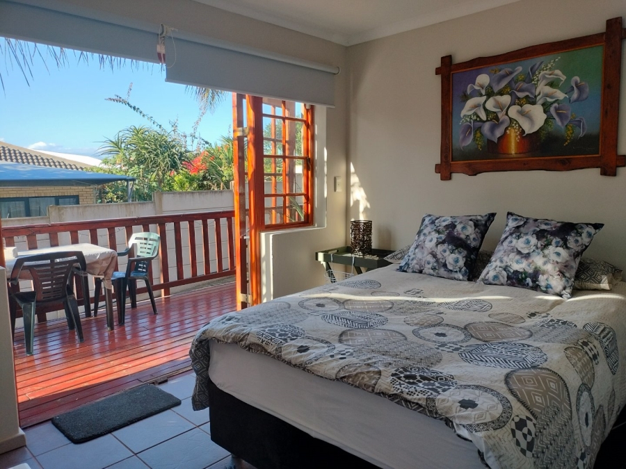 4 Bedroom Property for Sale in Fraaiuitsig Western Cape